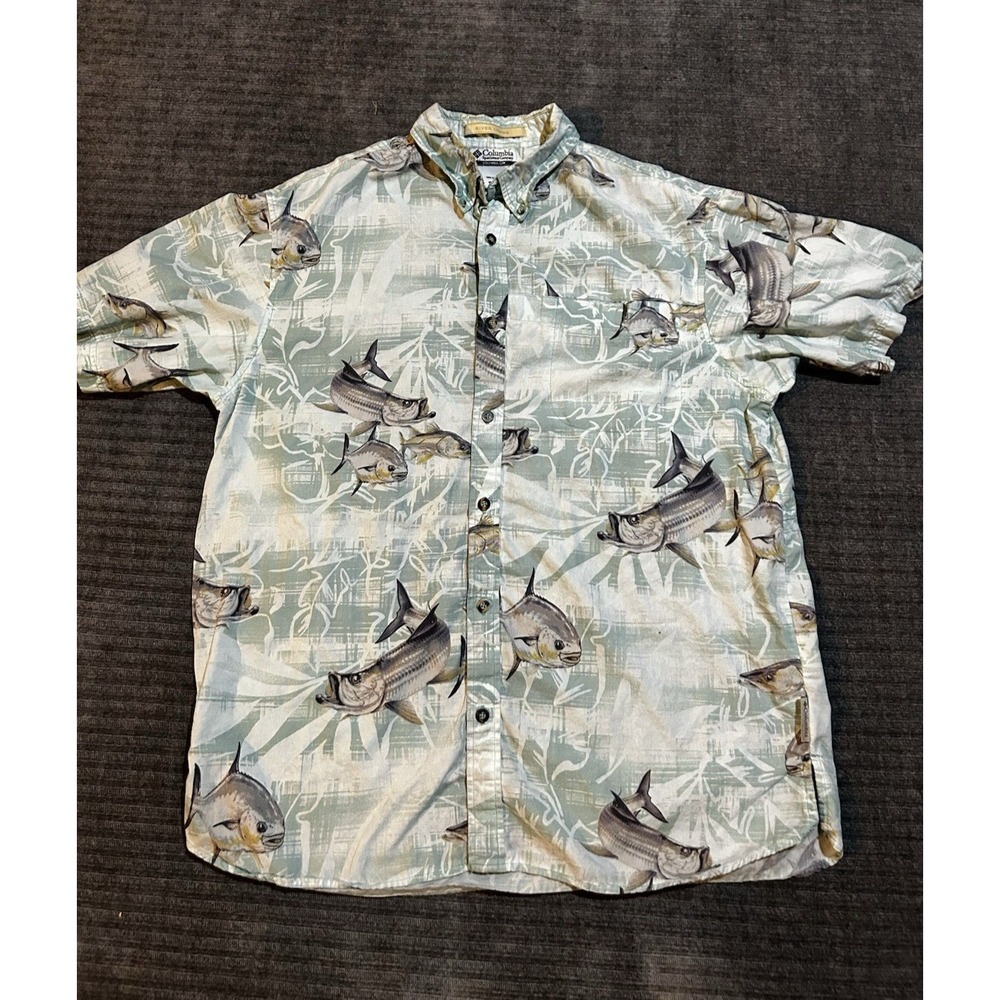 Columbia PFG Button Shirt Men's Large River Lodge Fish All Over Print Fishing